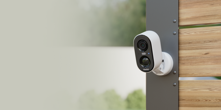 Kiwibit Smart Battery 1 camera magnetically mounted outdoors for home surveillance.